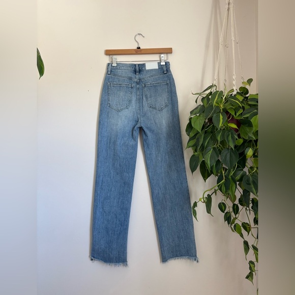 Pistola Distressed Highrise Cassie Denim - Picture 7 of 8